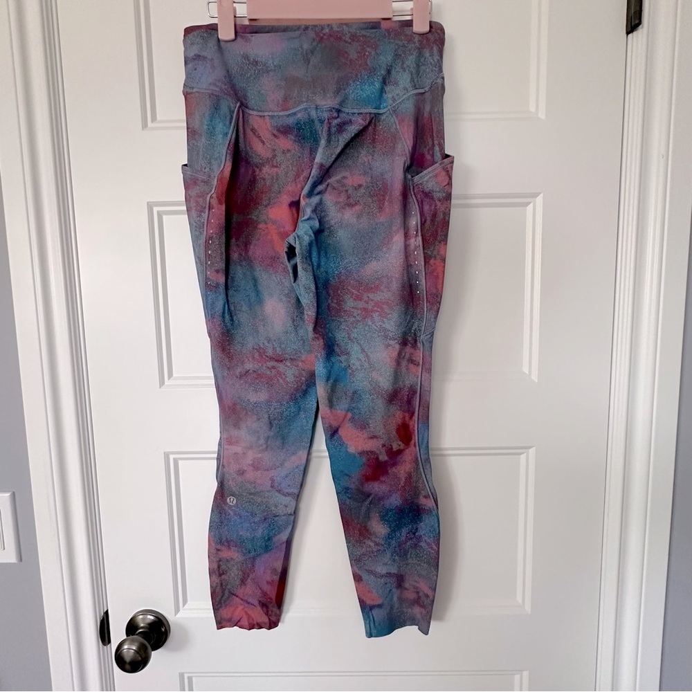Colorful Patterned Leggings - Picture 7 of 11